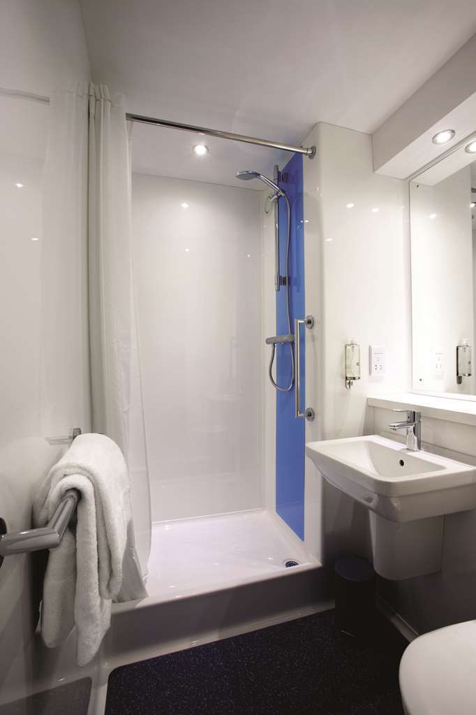 Travelodge Peterborough Central חדר תמונה
